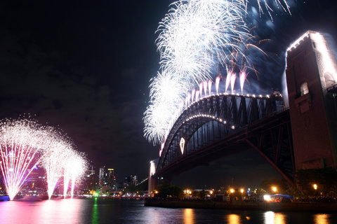 Sydney Harbour New Year’s Eve Fireworks Dinner Cruises - Go Out 1