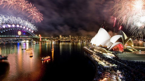 Sydney Harbour New Year’s Eve Fireworks Dinner Cruises - Go Out 2