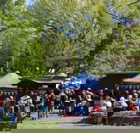 Walcha Farmers' Market - Pubs and Clubs