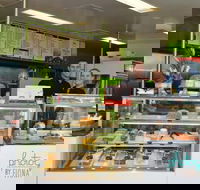 Easter in the Vines - Pubs and Clubs