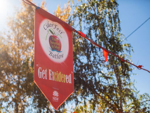 Batlow CiderFest - Pubs and Clubs 1