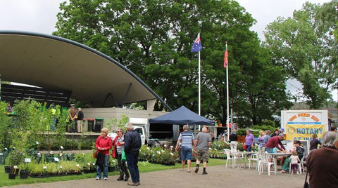 Cooma Rotary Markets - Go Out 2