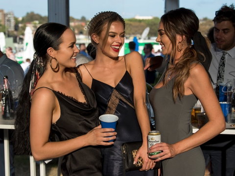 Cup Day - Pubs and Clubs 2