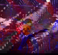 Fanny Lumsden  Country Halls Tour  Curban - Pubs and Clubs