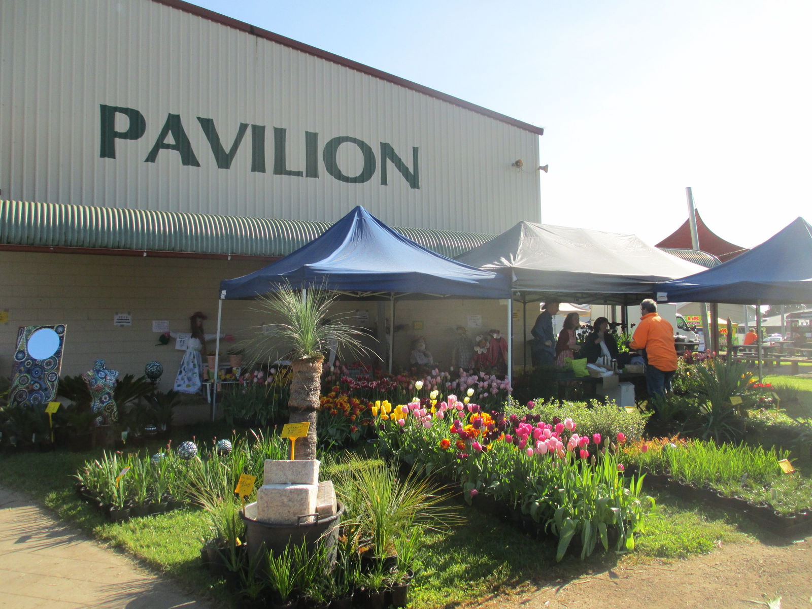 Bravington VIC Pubs and Clubs