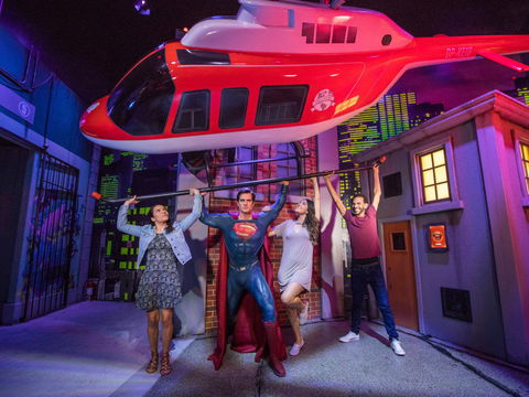 Justice League Is Sending Out A Call For Local Heroes - Go Out 0