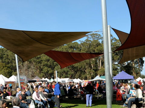 Lardner Park Market - Pubs and Clubs 2