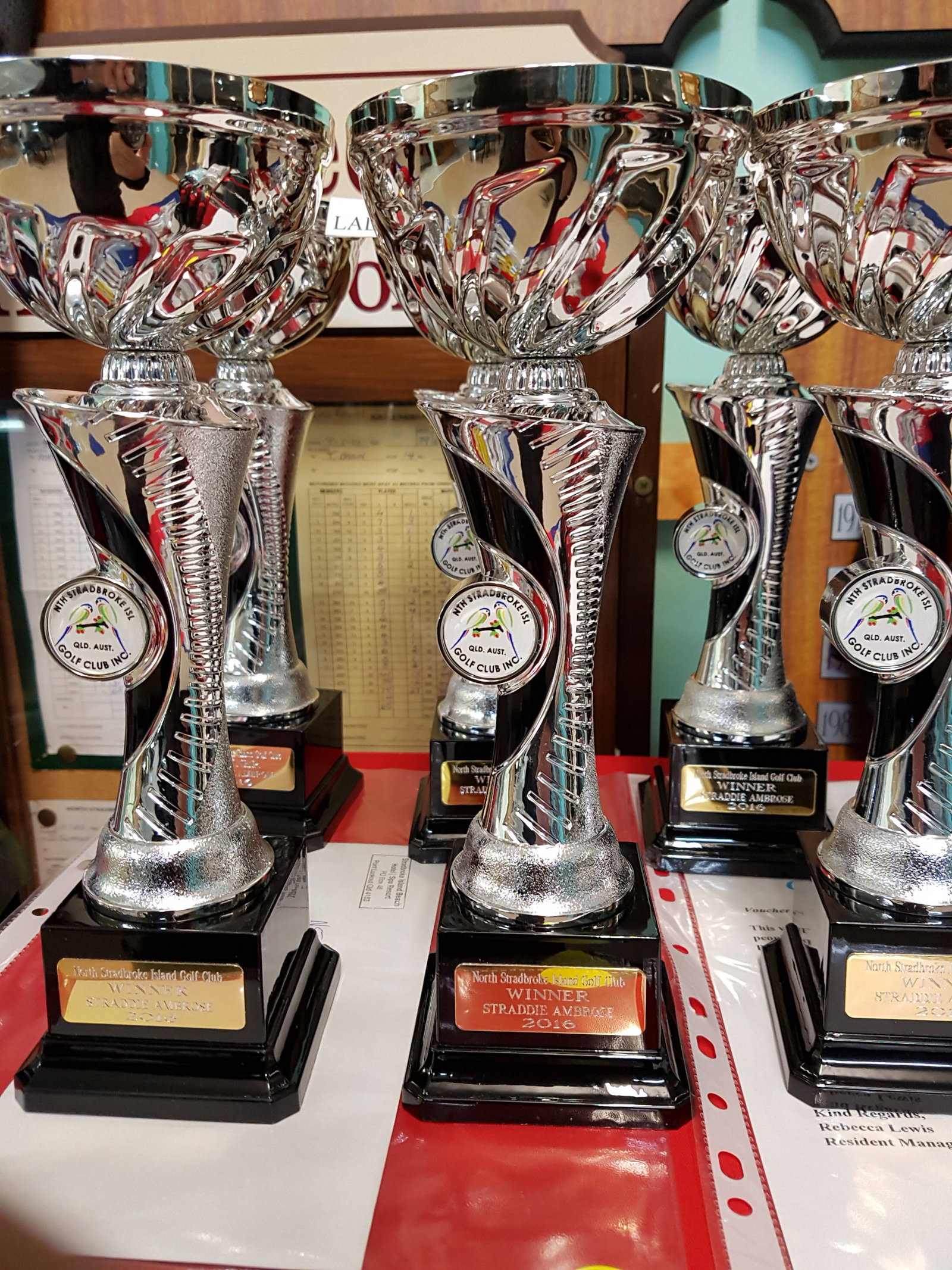 North Stradbroke Island QLD Pubs and Clubs