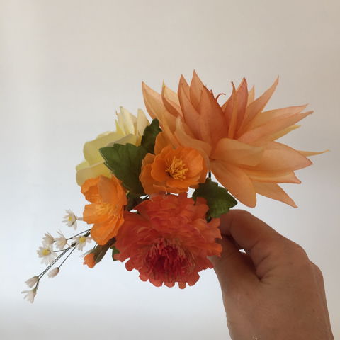 Wafer Paper Flower Class: Autumn Flowers - Pubs and Clubs 0