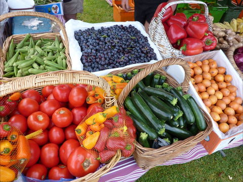 Armidale Farmers' Market - Pubs and Clubs 1