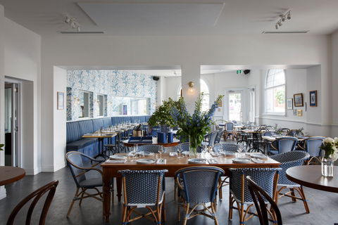 Dine In Style With Lola - Go Out 0