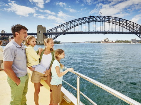 Fathers Day Lunch Cruise - Pubs and Clubs 1