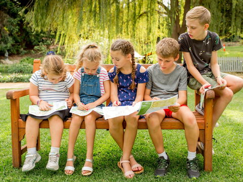 Mega Creatures At Hunter Valley Gardens - Postponed - Go Out 1