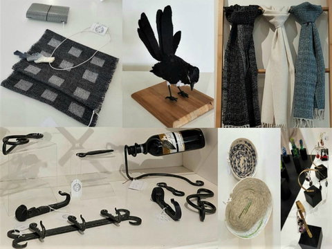 Surface And Layer Exhibition - Go Out 0