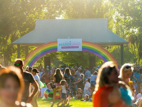 Wagga Wagga Mardi Gras Festival - Go Out 2