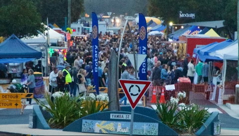 Yamba Twilight Street Markets - Pubs and Clubs 0