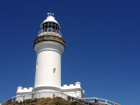 Yoga And Meditation Retreat Byron Bay - Pubs and Clubs 1