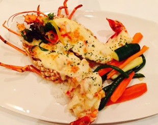 Basils Seafood Restaurant - Go Out 3
