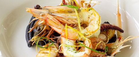Banjo Paterson Cottage Restaurant - Pubs and Clubs 5
