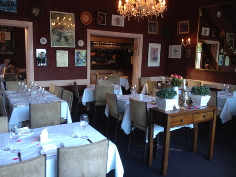 Corner 75 Restaurant - Go Out 5