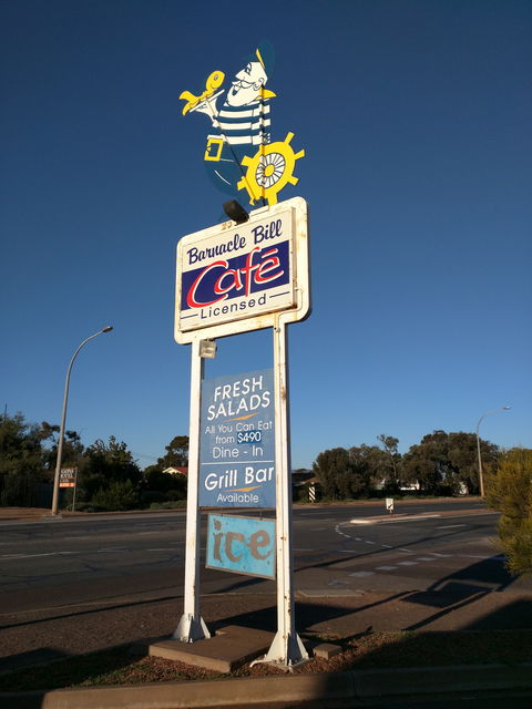 Barnacle Bill Family Seafood Restaurant - Go Out 3