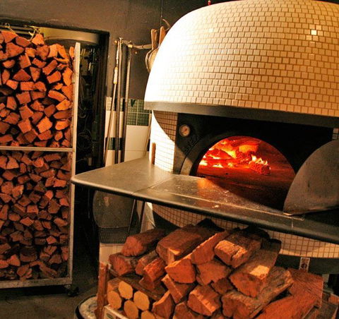 Gringos Fresh Mex - Pubs and Clubs 5