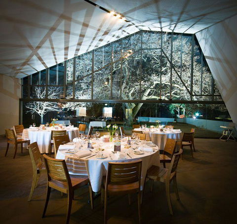 Peppermint Bay - Bar, Dining And Terrace - Go Out 2