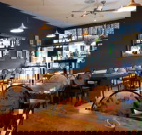 Dalle Stella cafe - Pubs and Clubs