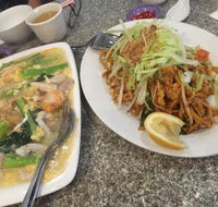 Wah Kee Restaurant - Pubs and Clubs