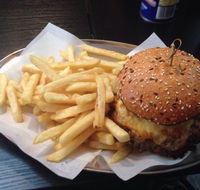 Mama's Kitchen - Pubs and Clubs