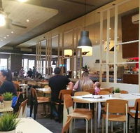 Creme Lounge - Pubs and Clubs