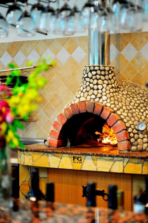 Monteleone Restaurant - Go Out 0