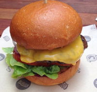 Burger Business - Pubs and Clubs