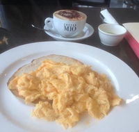 Cafe Degli Amici - Pubs and Clubs