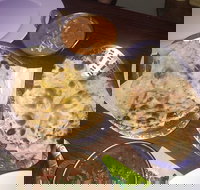 Mahal Green Olive Restaurant - Pubs and Clubs