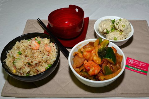 Pearl Garden Restaurant - Pubs and Clubs 0