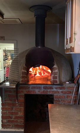 Bella Fresca Pizzeria - Pubs and Clubs 0