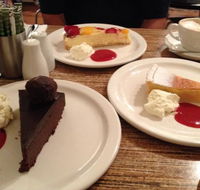 Linton's Cafe - Pubs and Clubs