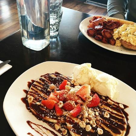 Zest Cafe Bar Restaurant - Go Out 0