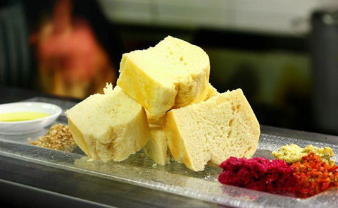 Glen Helen Homestead Lodge - Pubs and Clubs 10