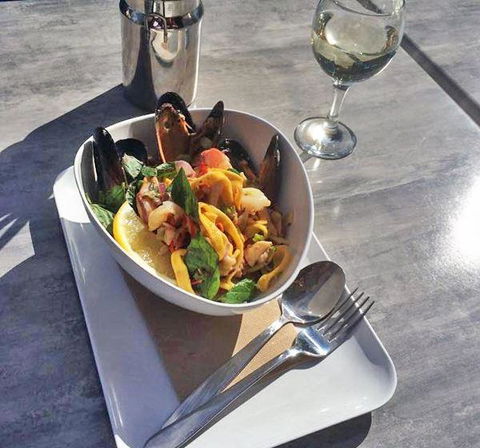 The Paddock Bakery - Pubs and Clubs 14