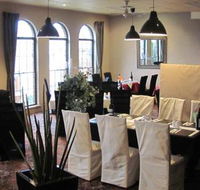 Bristol Hill Motor Inn  Licensed Restaurant - Go Out