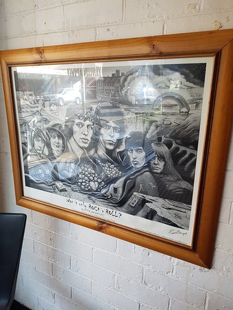 Cj's Pizza Cafe - Go Out 0