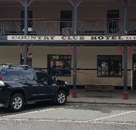 Country Club Hotel - Go Out
