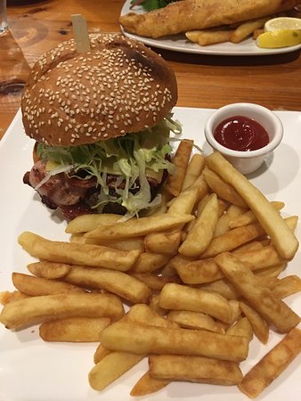 Hogans Cafe & Bar Restaurant - Go Out 0