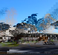 Pine Grove Hotel - Pubs and Clubs