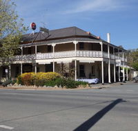 Seven Creeks Hotel - Go Out