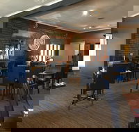 The Darnum Hotel Pub - Go Out