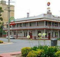 The Grand Central Hotel - Go Out