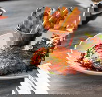 The Royal Hotel Drouin - Pubs and Clubs